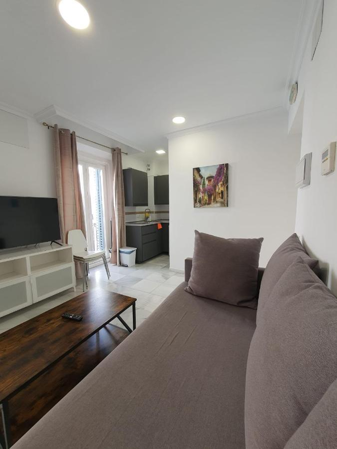 Apartamentos Los Angeles Sevilla Bagian luar foto